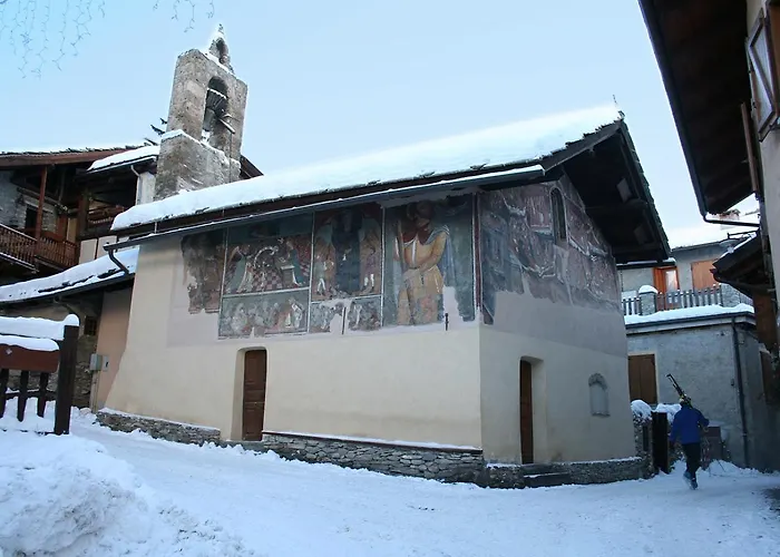 Mansarda Jouvenceaux 公寓 *